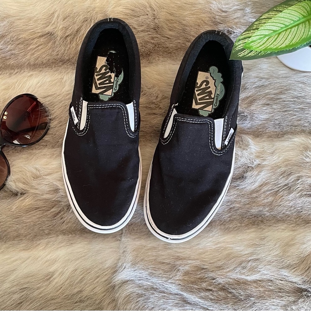 Vans classic skate sneakers EUC